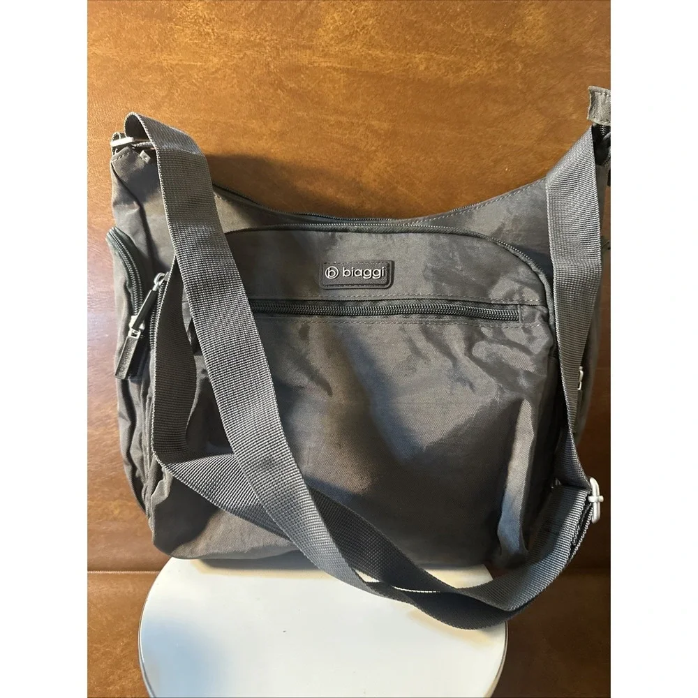 Biaggi Flexmates Convertible Crossbody | Lightweight RFID Blocking Hobo Grey